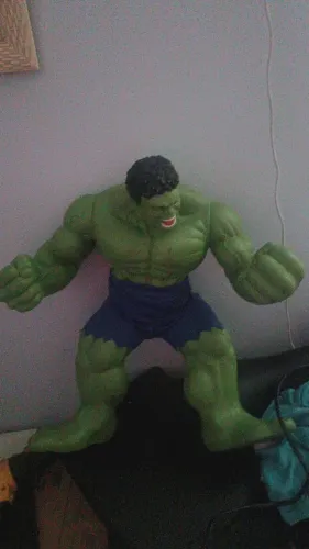 Boneco Hulk