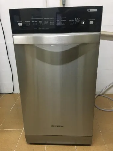 Lava-Louças Brastemp 10 Serviços - Novíssima, Painel Touch LED