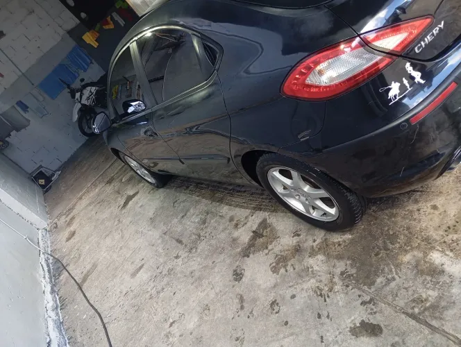 Chery Cielo 1.6 16V 119cv 5P 2011