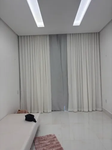 Cortinas e persianas sob medida