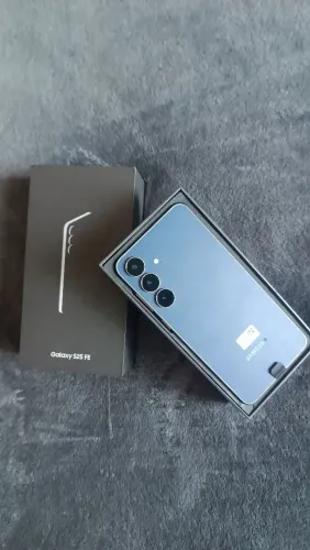 Samsung Galaxy S25fe 256GB/8GB ram - Novo - Oportunidade Única