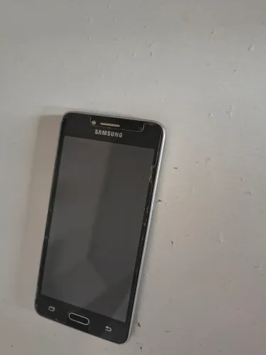 Celular J2 prime