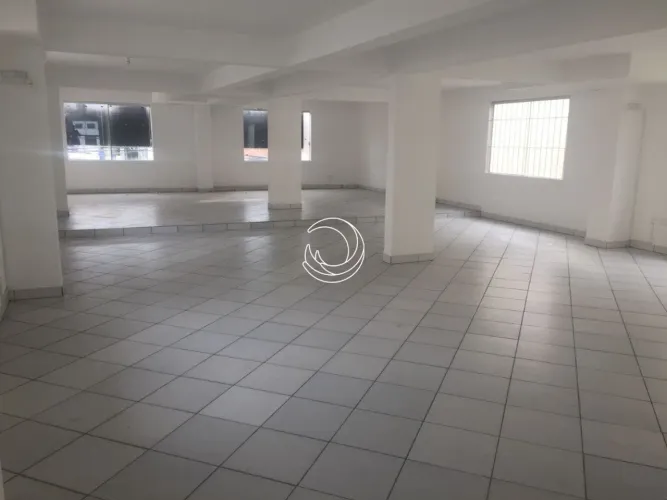 Loja à venda em Estreito