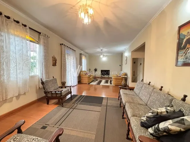 Sobrado 3 dorm (1 suite), com edícula e quintal amplo à venda Campinas