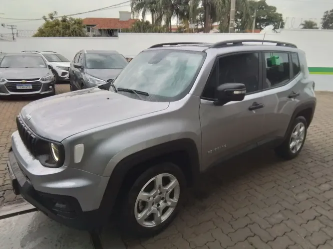 Jeep Renegade Sport T270 1.3 TB 4X2 Flex Aut. 2023