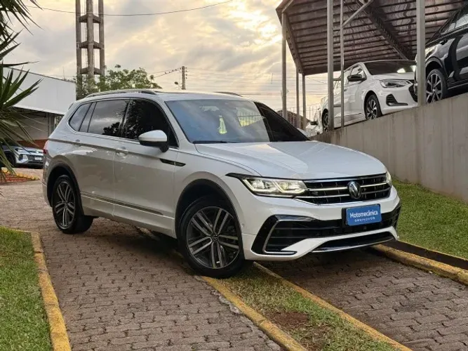 Volkswagen Tiguan Allspac R-line 300 TSI 2.0 2025