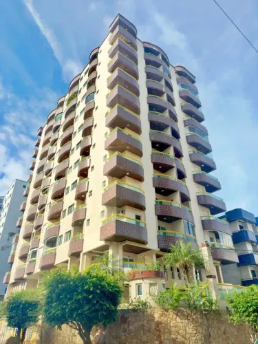 Excelente Apartamento 2 Dormitorios a 300 mtrs da Praia no bairro Ocian-PG