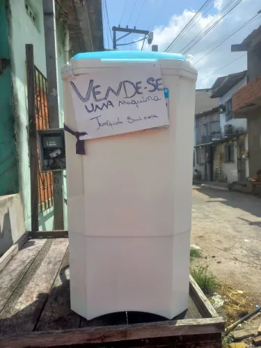 Máquina tanquinho semi nova Arno em bom estado