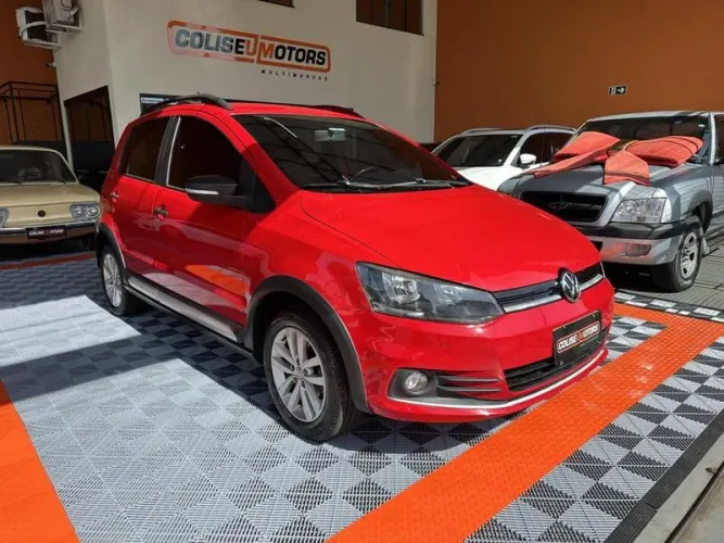 Volkswagen Fox 1.0 MI Total Flex 8V 3P 2017