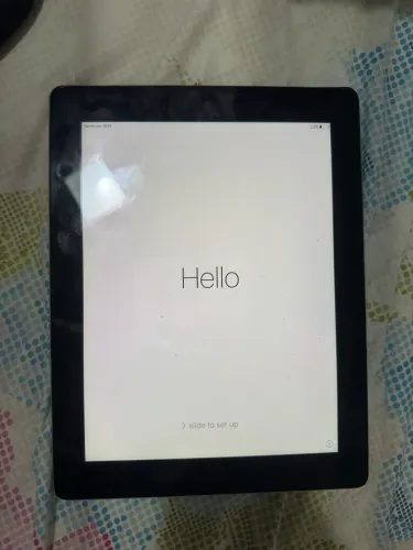 iPad 3 32GB - Para Peças ou Reparo - R$ 100,00