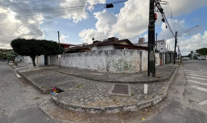 Casa com 2 dormitórios à venda, 60 m² por R$ 470.000 - Bessa - João Pessoa/PB