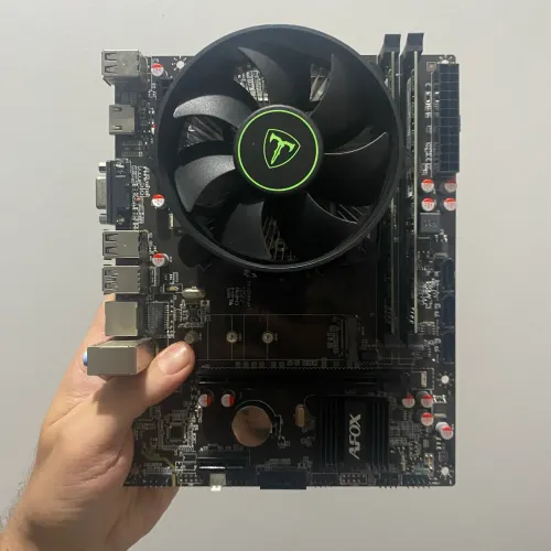 Kit Gamer i7 4770 com 16GB 1600MHz e Placa Mãe H81M seminovo com garantia