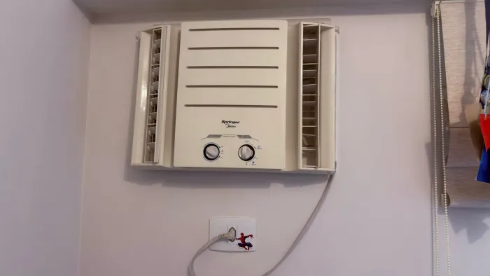 Ar de Janela Midea 7.500 BTUS Gelando Muito Bem