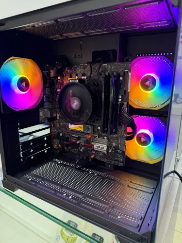 PC GAMER RYZEN 7 5700G