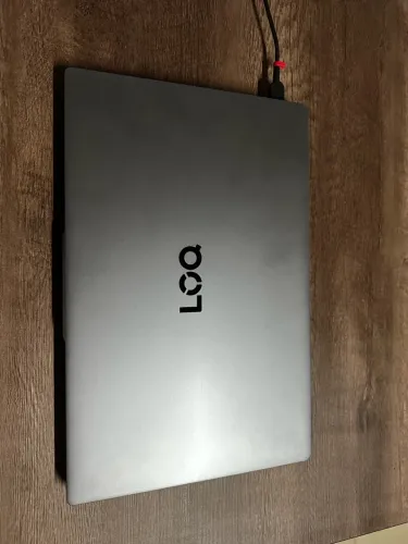Lenovo LOQ 15IAX9E i5-12450HX + RTX 3050 6GB + 16GB RAM + SSD 512GB - Impecável