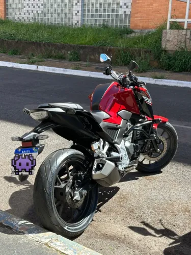 Vendo Cb 300f Twister ABS valor negociável