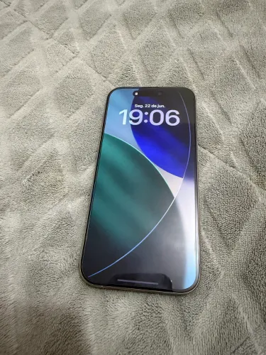 iPhone 15 pro 256gb