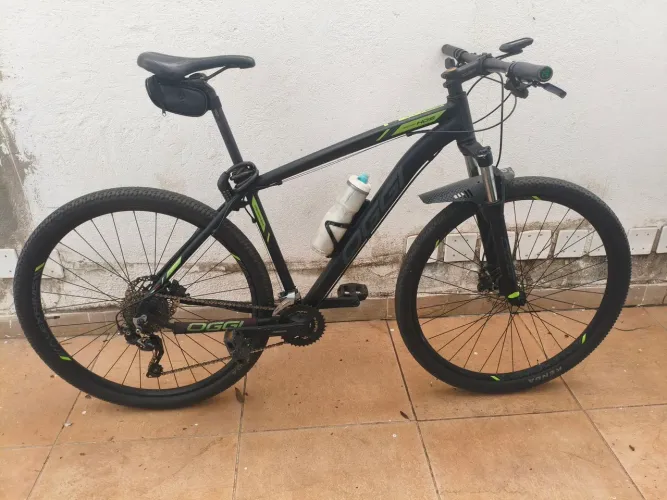 Bike MTB 29 Oggi, Shimano Deore SLX, 20 marchas, freio hidráulico, em perfeito estado!