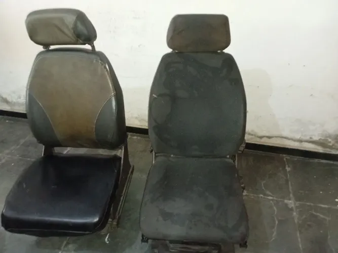 BANCOS a AR p/CAMINHÃO MERCEDES