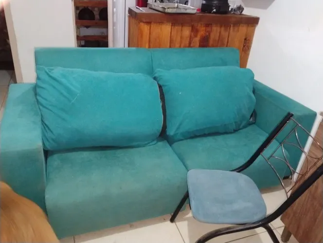 Sofá restradiu