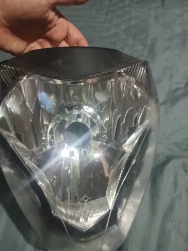 MOLDURA FAROL CB300 SOU DE PETRÓPOLIS ENTREGO NO CENTRO