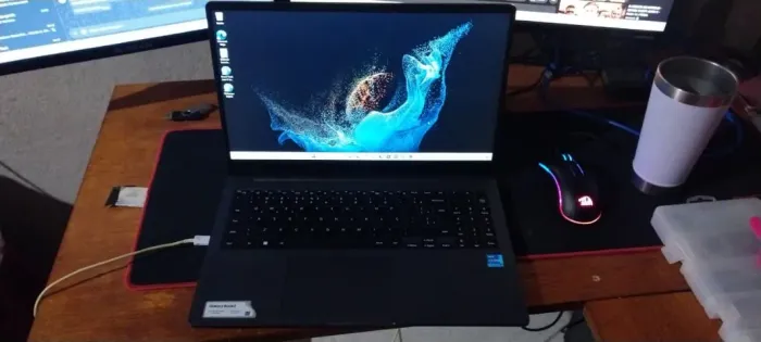 Notebook Samsung Galaxy Book 2 - Core i3 12th + SSD M2 256GB + 16GB DDR4