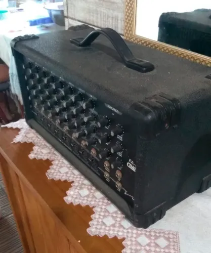 Crate PA-8