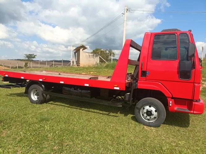 Ford cargo 815e