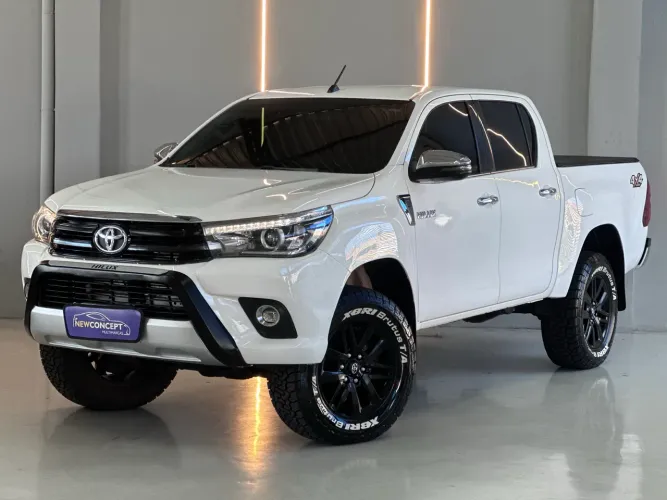 Toyota Hilux CD SRX 4X4 2.8 TDI 16V Diesel Aut. 2018