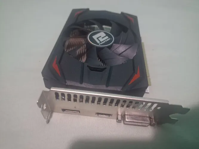 Placa de video Amd Rx 550 4gb 128 bits