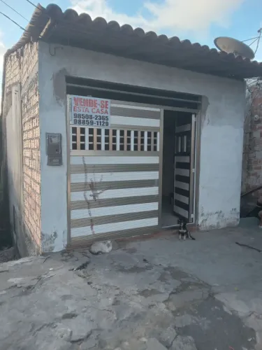 Vende se uma casa na vila palmeira próximo a escola senninha e perto avenida ônibus etcven