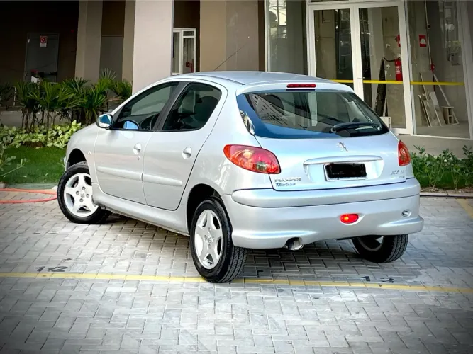 Peugeot 206 Presence 1.4/ 1.4 Flex 8V 5P 2008