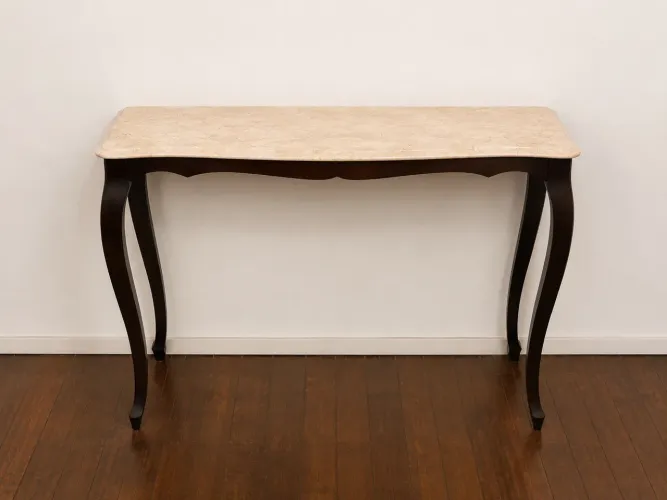 Aparador de luxo da mesa de jantar com mármore travestino