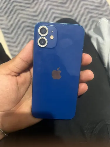 Troco jogo de rodas com pneu e iPhone 12 64 giga troco por rodas aro 18 ou 17 chama ?