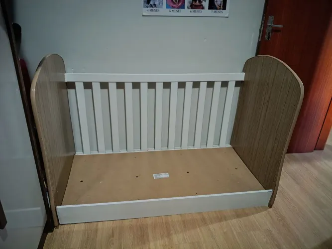 Vende se berço 