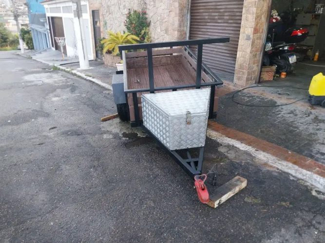 Carretinha Reboque reforçada 