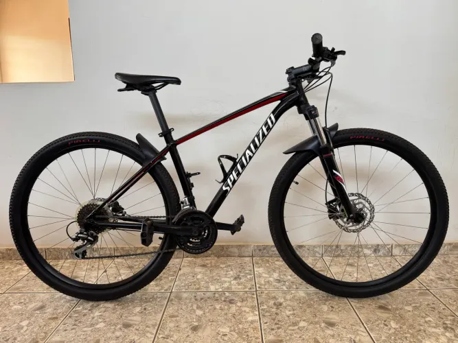 Bicicleta Specialized Rockhopper 2017 Aro 29