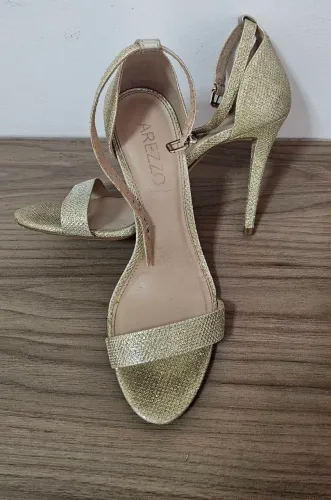 Sandália Arezzo n°37