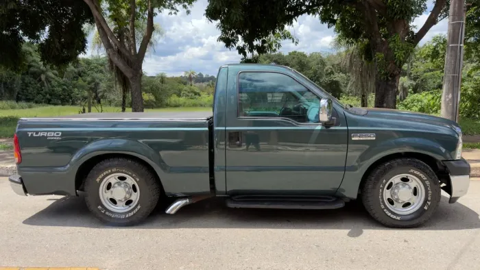 Ford F-250 XLT 4.2 TB Diesel 2002