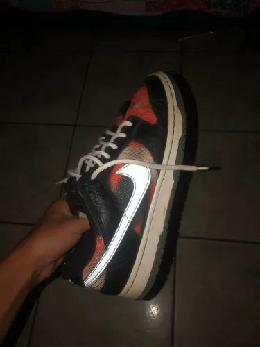 Tênis Nike dunk low edição limitada tamanho 40