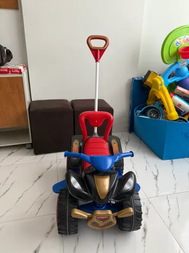 Carrinho de passeio infantil 