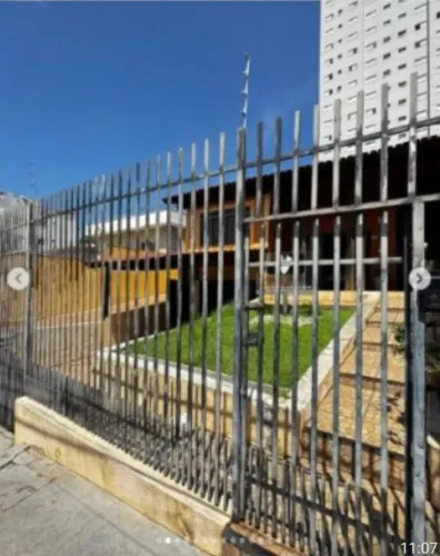 Imovel comercial com 2 testadas ,10 salas, bairro Quilombo