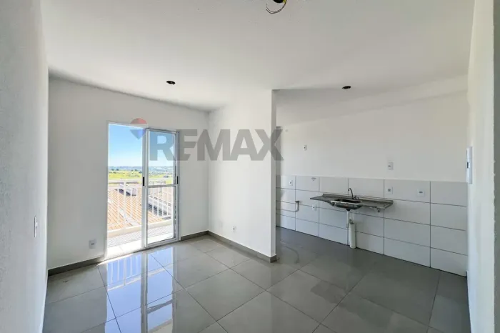Apartamento à Venda no Condomínio Essencial Residence - dois dormitórios um banheiro, e 10