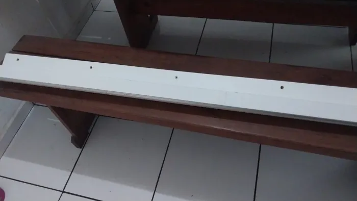 TRILHO PRA PORTA DE CORRER SEMINOVO