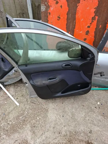 Vendo portas do peugeot 206