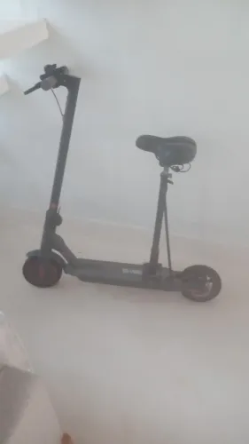 Patinete eletrico com assento removível 