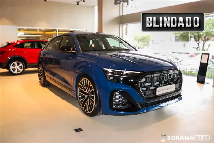 Audi Q8 2025