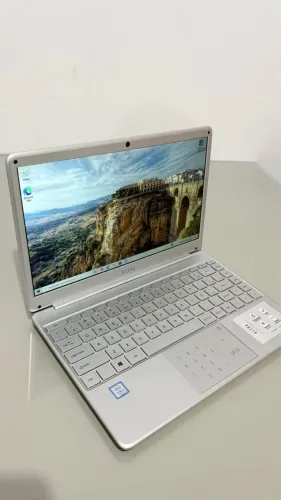 ? Notebook Ultra UB433 - Pronto para uso | Excelente estado  Vendo notebook Ultra UB433