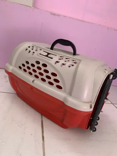 Casa de transporte de pets