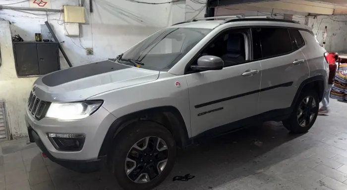 Jeep Compass Trailhawk 2.0 4X4 Dies. 16V Aut. 2017
